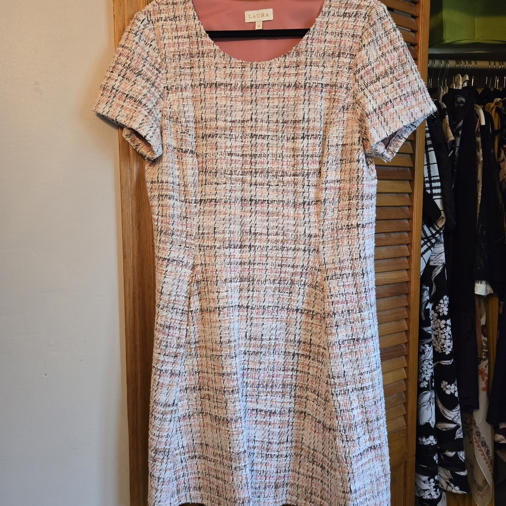 LAURA Pink Tweed Short-Sleeve Shift Dress